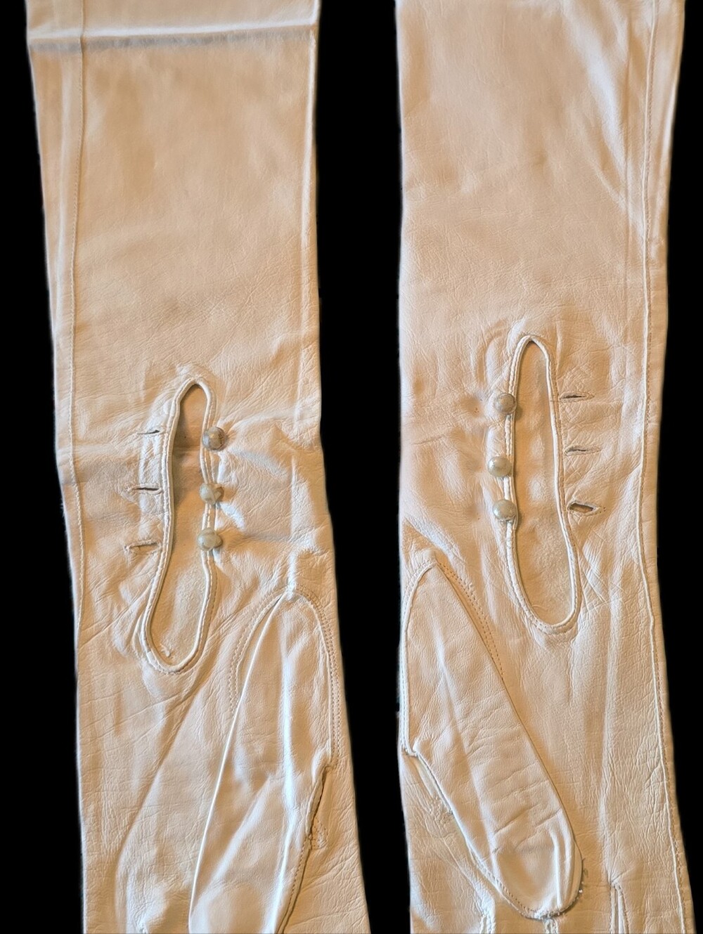 Antique Long Cream Kid Leather Opera Gloves -- Excellent Condition